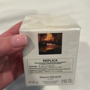 Replica candle By the Fireplace 70g